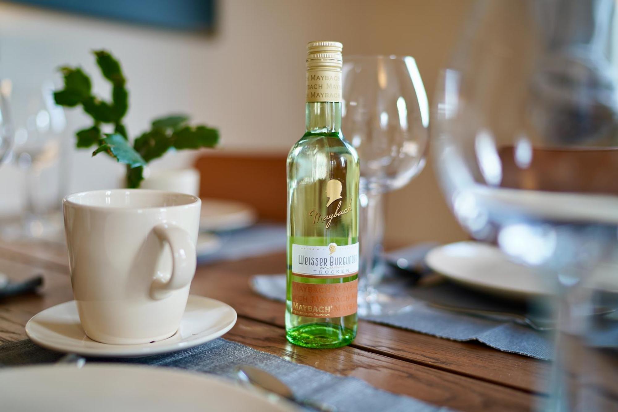Edler Wohnraum Noble Stadtoase Mit Boxspringbett, Kaffeevollautomat & Parkplatz 茨维考 外观 照片