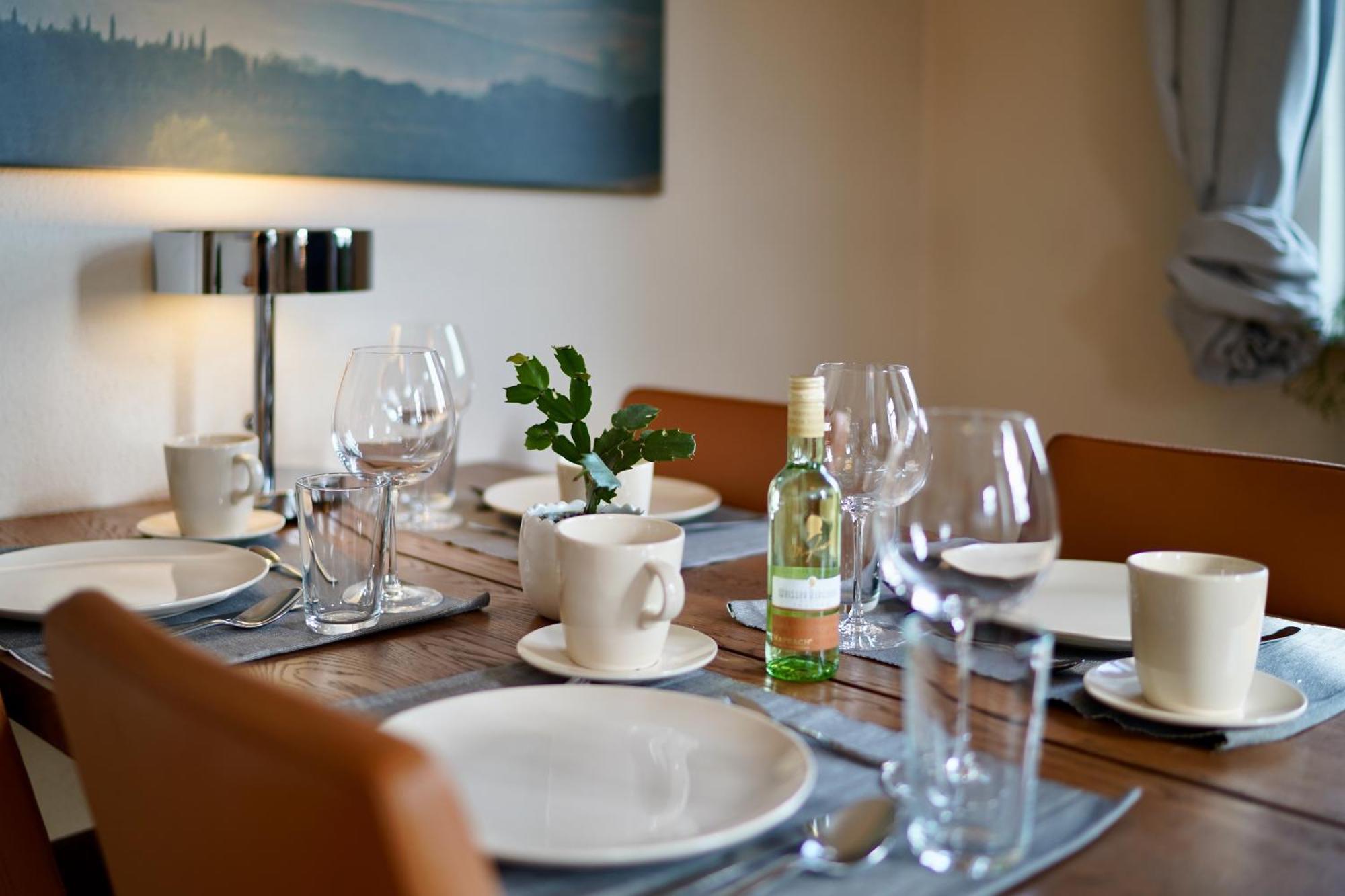 Edler Wohnraum Noble Stadtoase Mit Boxspringbett, Kaffeevollautomat & Parkplatz 茨维考 外观 照片